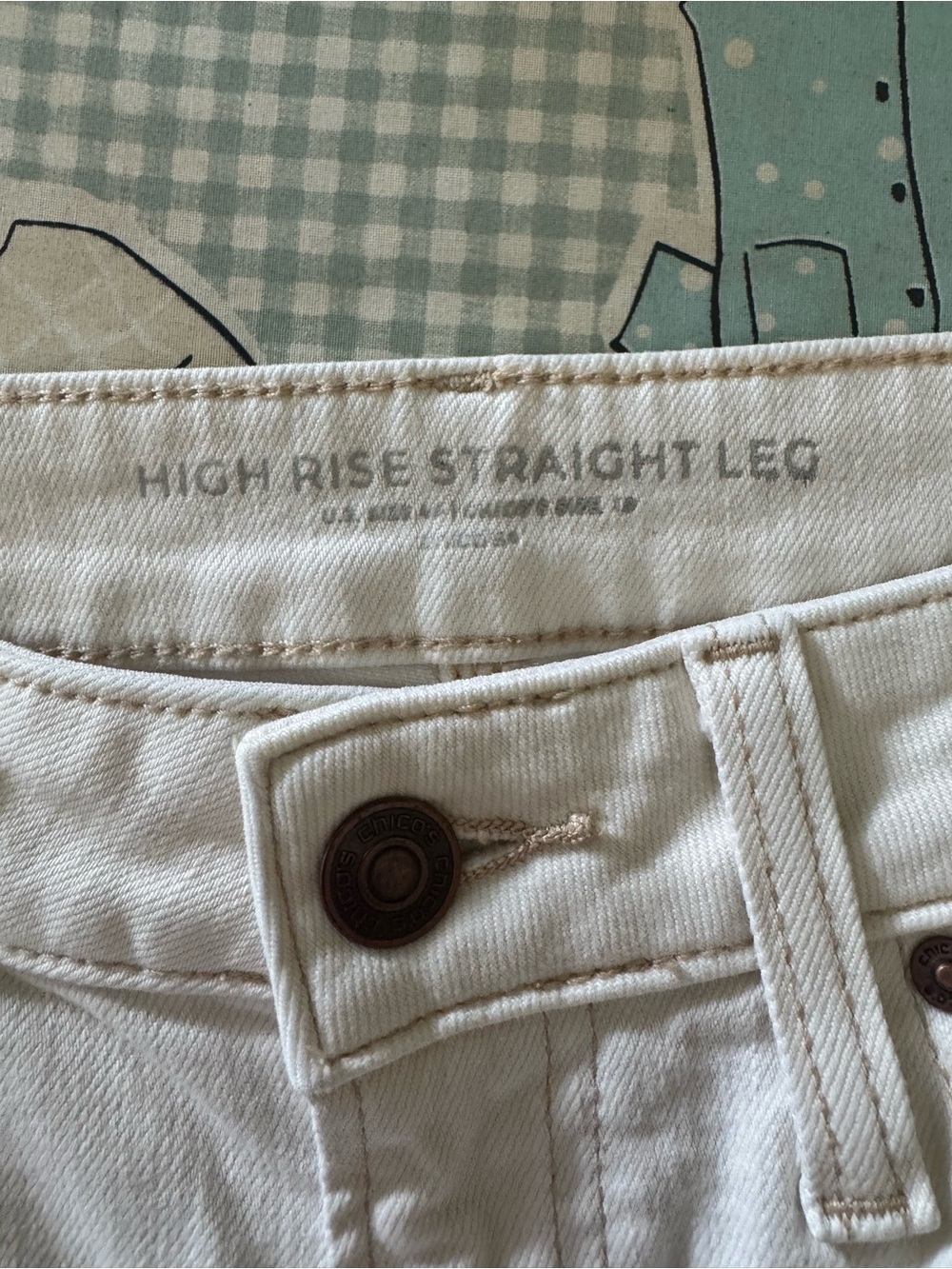 Chico's Straight Leg High-Rise Jeans in Off-White